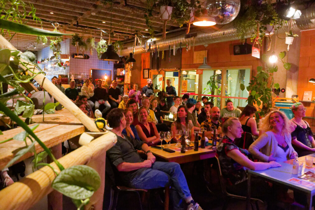 Glitter & Glam Jam publiek